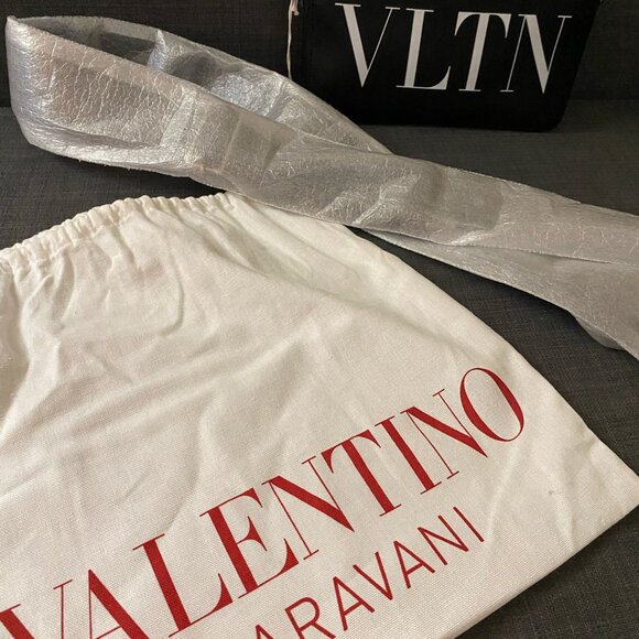 Valentino Garavani VLTN leather shoulder bag SUPER SALE - Picture 6 of 14